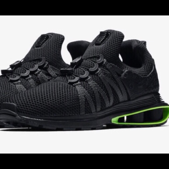 nike shox gravity luxe